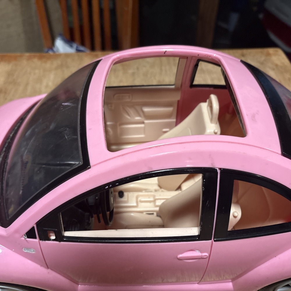 Barbie 2000 Vintage VW Car Pink Volkswagen New Beetle Vehicle Accessory